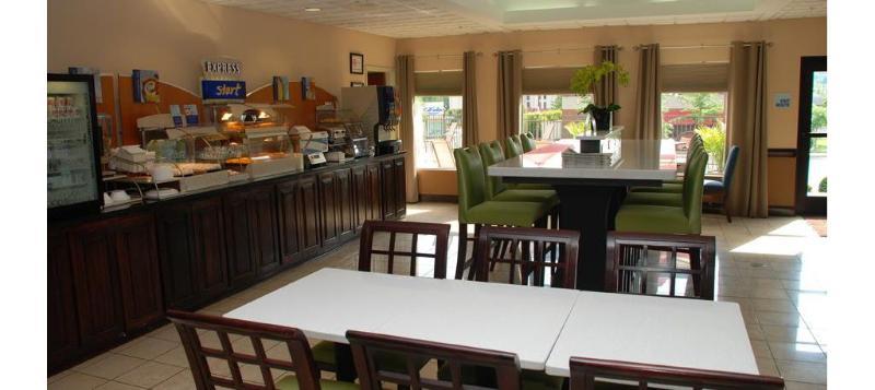 Hotel Comfort & East 2*