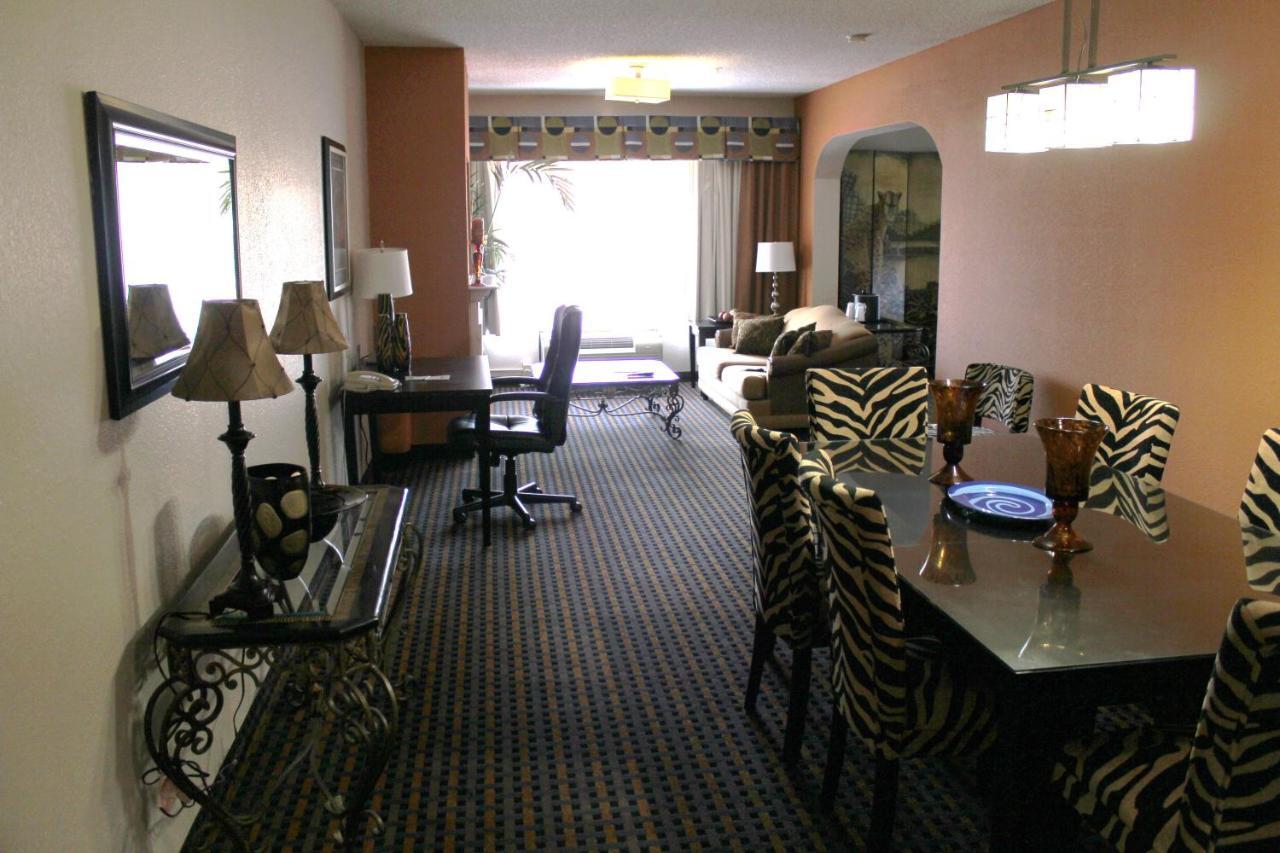 Comfort & East Hotel Asheboro
